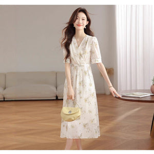 V-neck Puffed-sleeve Patchwork Printed Midi Dress